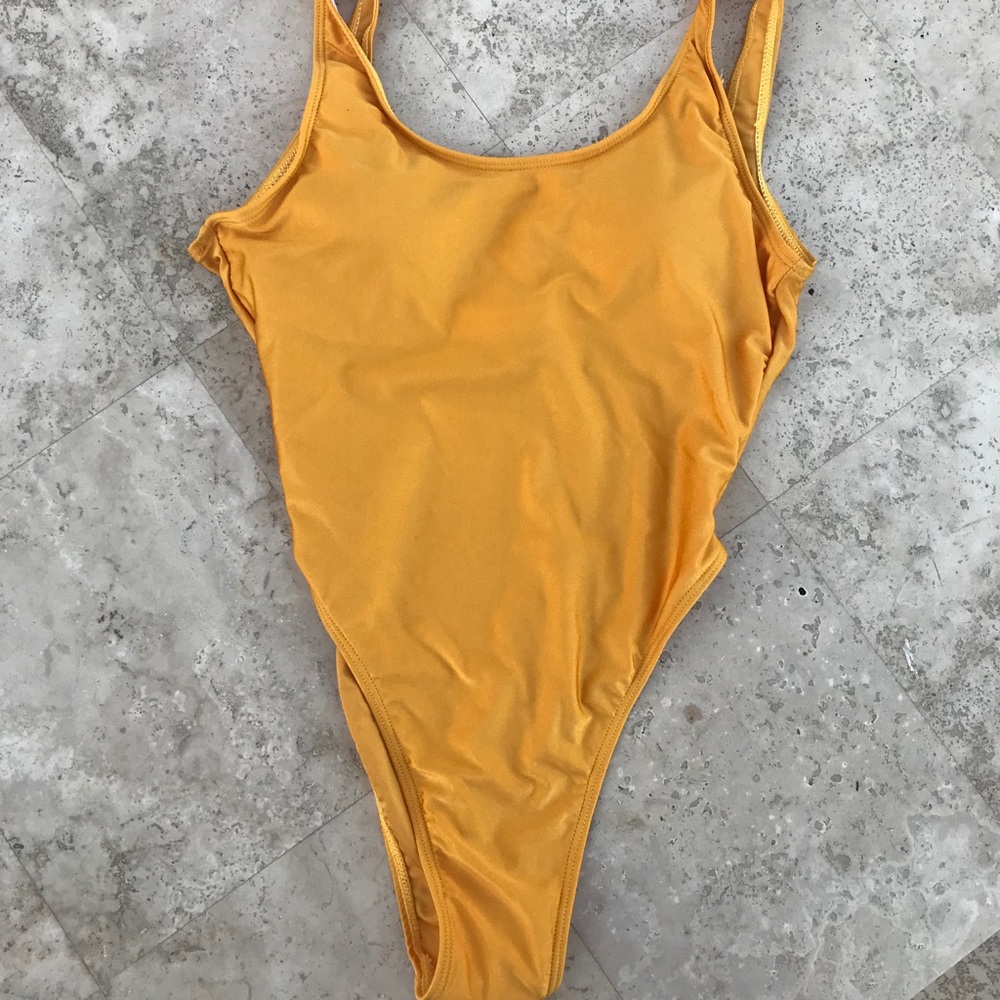 One piece bathing suit